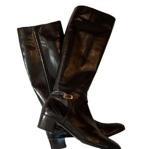 SALVATORE FERRAGAMO  classy leather upper chunky heel boots